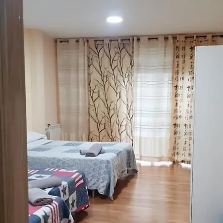 Javier Sleeping Group 게스트하우스 2*